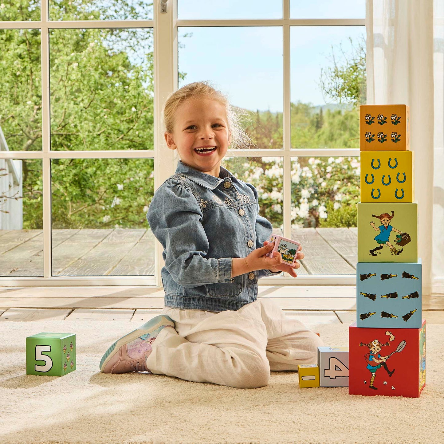 Pippi - Stacking Cubes