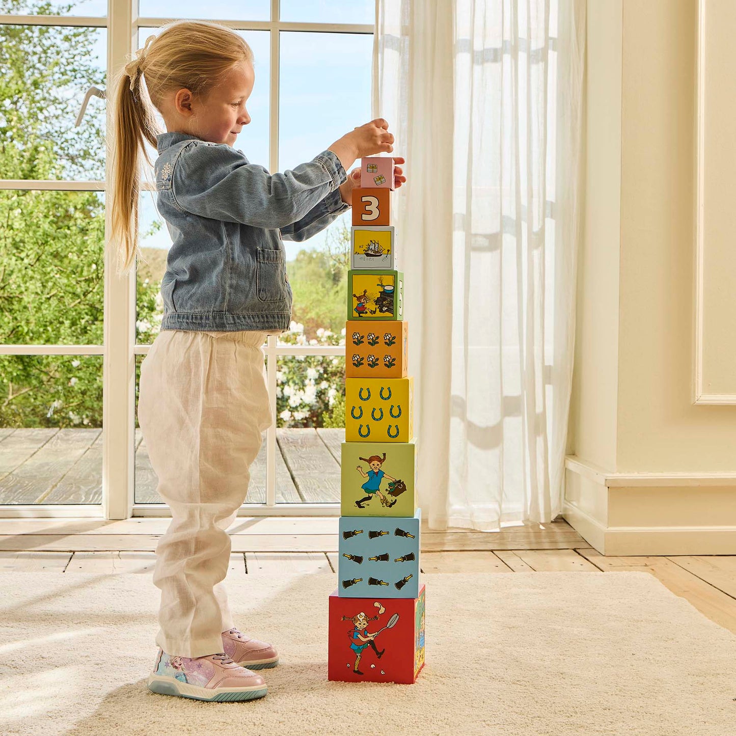 Pippi - Stacking Cubes