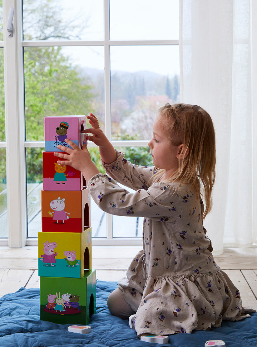 peppa pig 5 stacking cubes with wooden figures box game